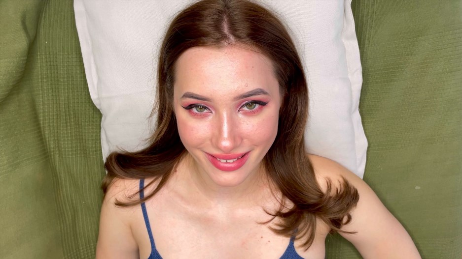 Babyheavanian - Pink Makeup face fetish video -Handpicked Jerk-Off Instruction